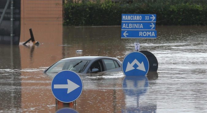 Maltempo, Albinia Sommersa dall'acqua