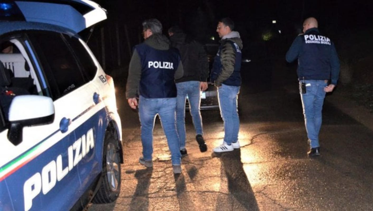 ‘Ndrangheta, maxi blitz contro il clan Bandiera a Rho