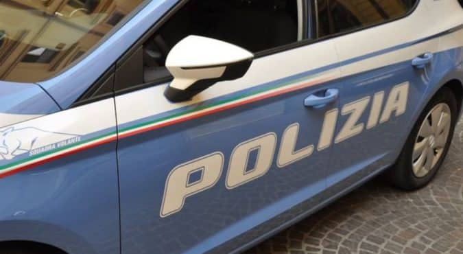 Roma, minorenne ridotta in schiavitù e promessa in sposa a uno sconosciuto: arrestati i genitori