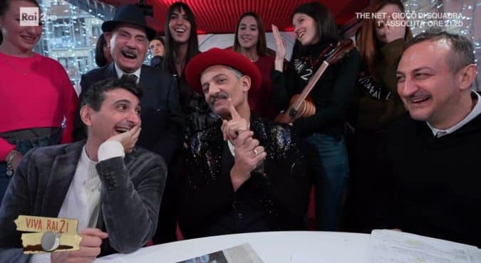 Viva Rai 2 esulta per la vittoria dell’Italia sul price cap sul gas. Ma poi Fiorello ammette: “Non ci abbiamo capito niente”