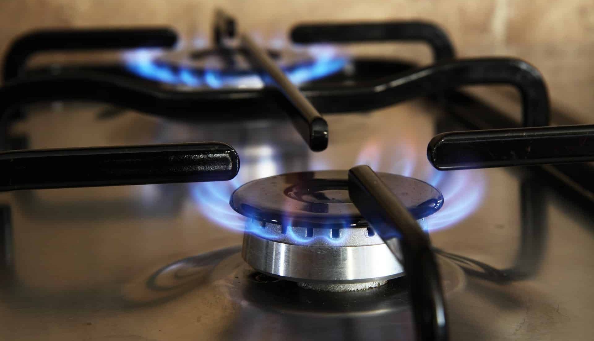 Crolla il prezzo del gas. A gennaio calo in bolletta del 33%