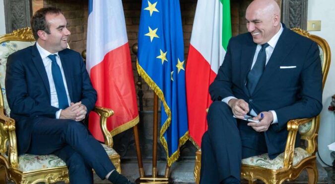 Italia e Francia hanno ordinato quasi 700 missili Aster