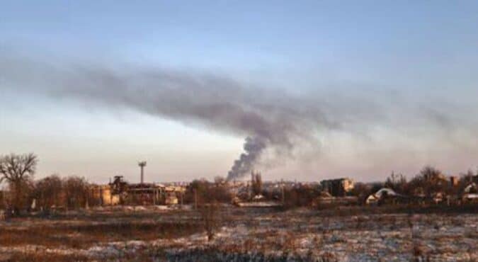 La città di Soledar distrutta e conquistata dai soldati russi ma dall’Ucraina negano la resa