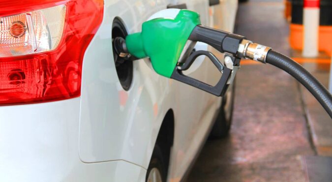 Prezzi carburanti, aumenti nel mirino di Finanza e Antitrust