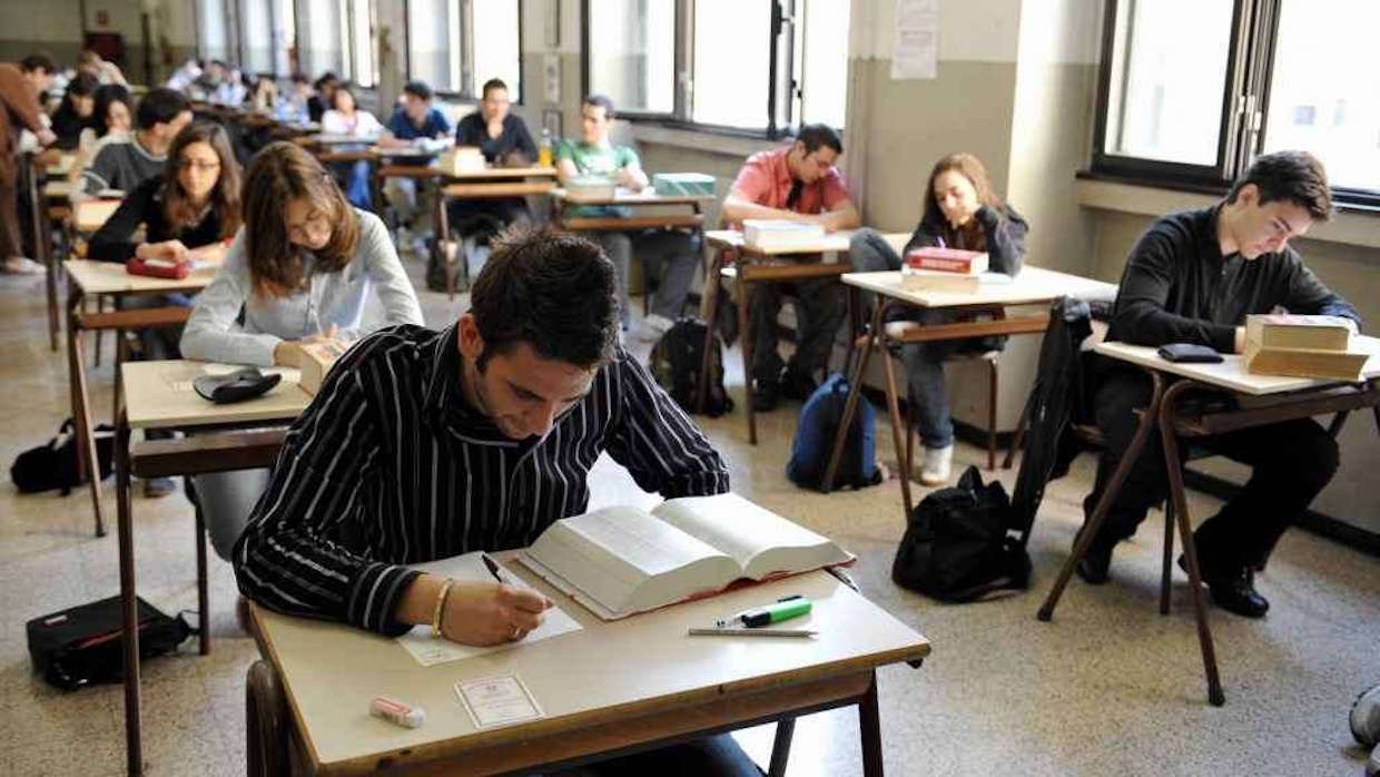 Esame di maturità, si inizia con la prima prova: dal punteggio alle possibili tracce, cosa bisogna sapere