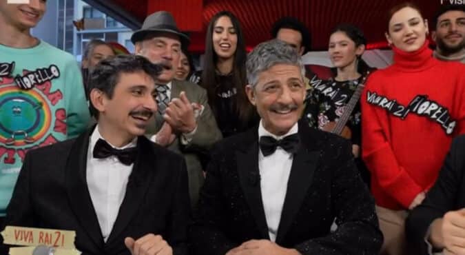 Al via lo sciopero dei benzinai in Italia. La solidarietà di Fiorello verso la categoria in protesta contro il Governo Meloni