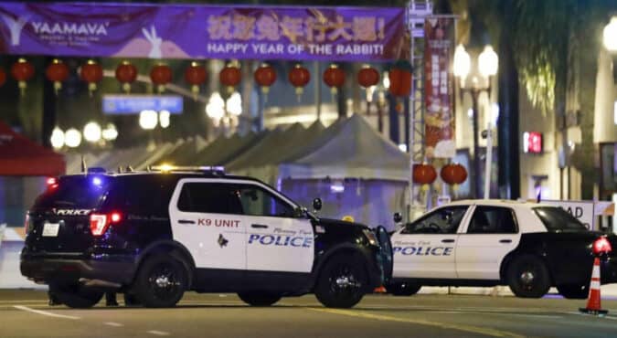 Sparatoria in California durante una festa in discoteca per il Capodanno cinese. Un uomo ha aperto il fuoco contro la folla. Sarebbero almeno dieci le vittime