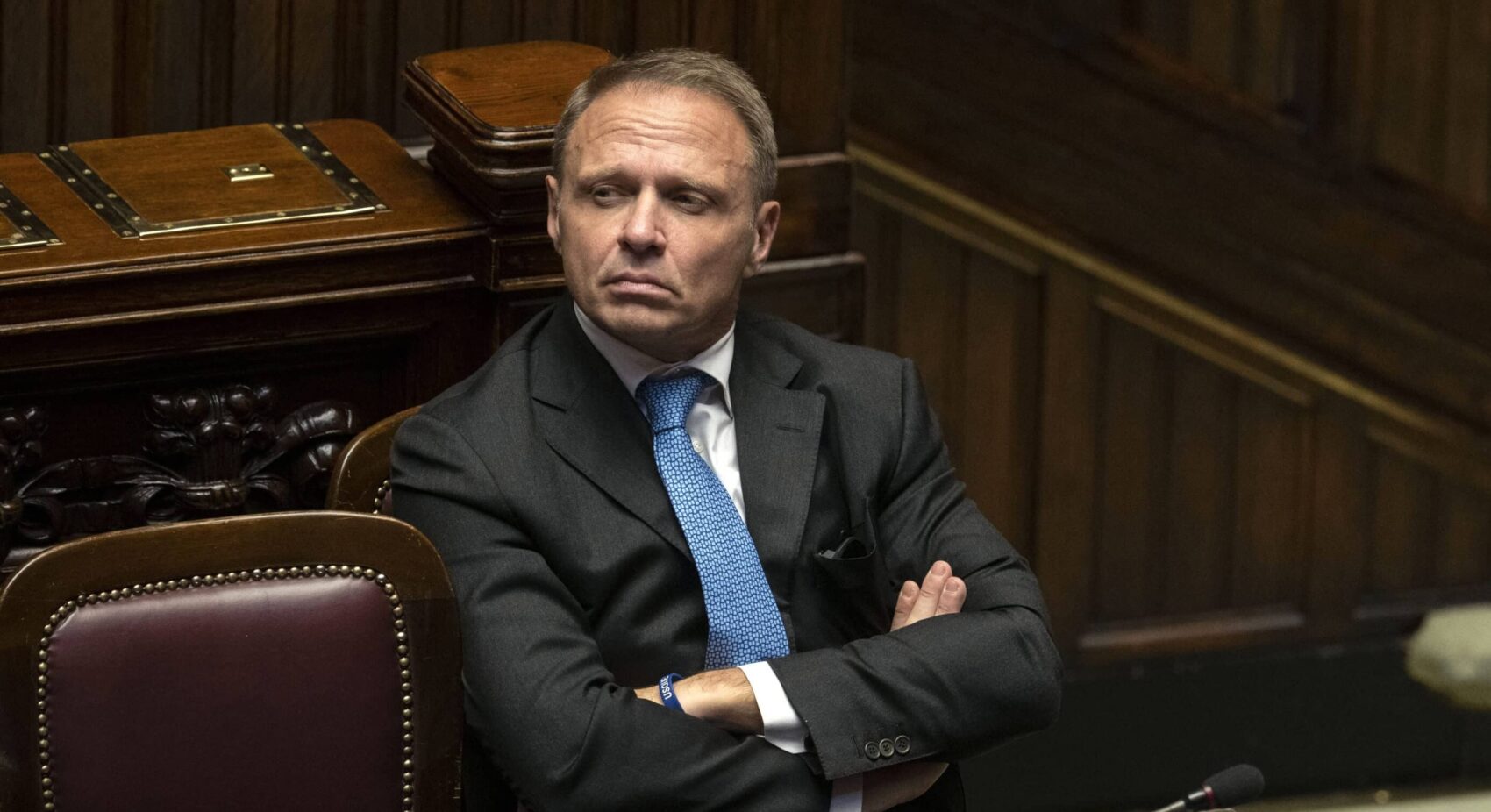 Lollobrigida e la sostituzione etnica: il cuore nero dietro al decreto Cutro