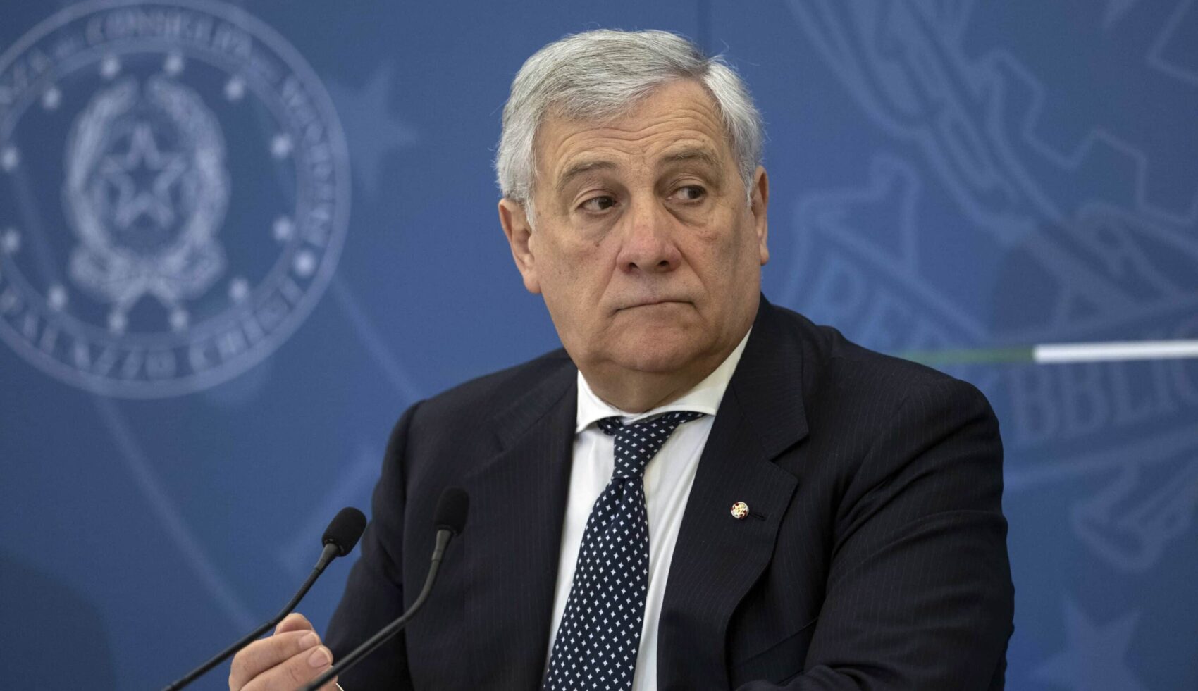 Governo senza ritegno: pioggia di balle sul salario minimo