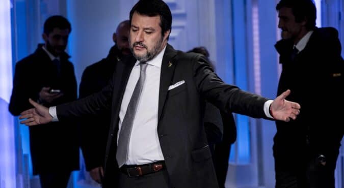Salvini contro Sanremo: dalla presenza di Mattarella all’avviso ad Egonu. Le reazioni di Amadeus e Morandi