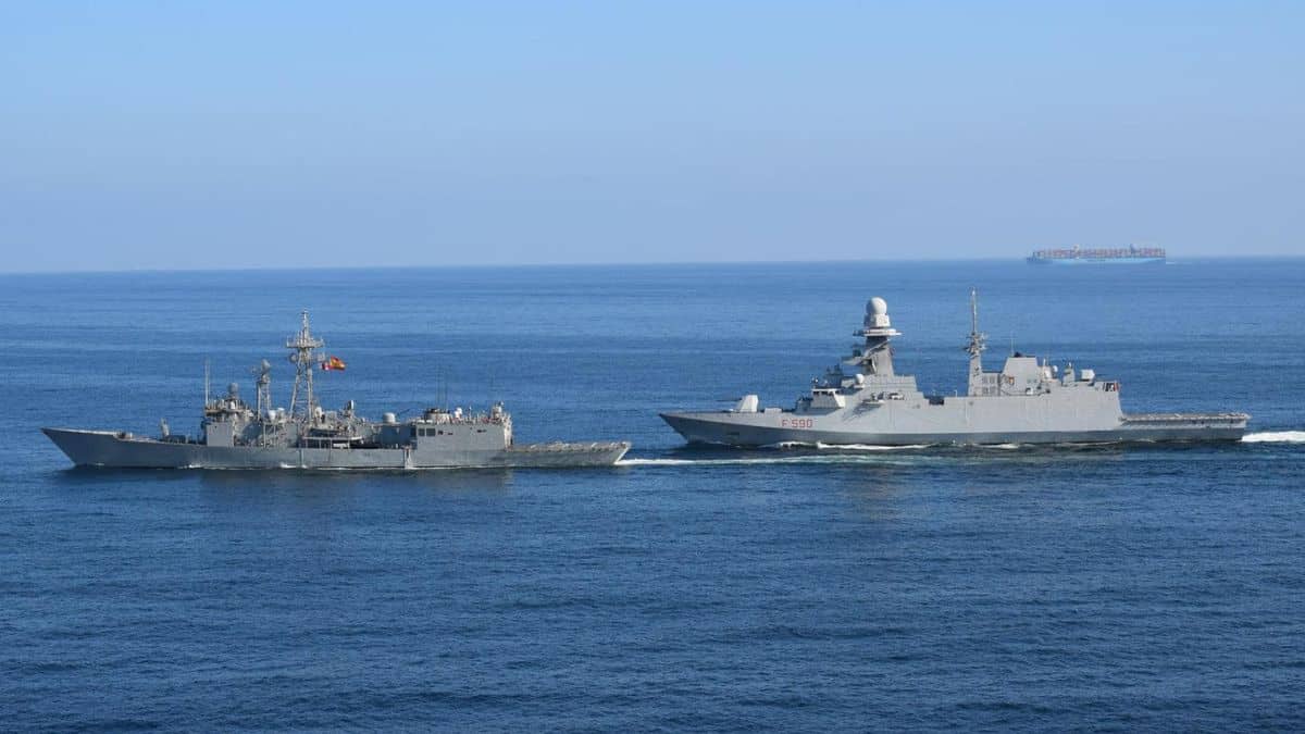 La Marina Militare lancia l’allarme nel Mediterraneo per le tante navi russe: “Tensione alta e atteggiamento aggressivo della flotta russa”