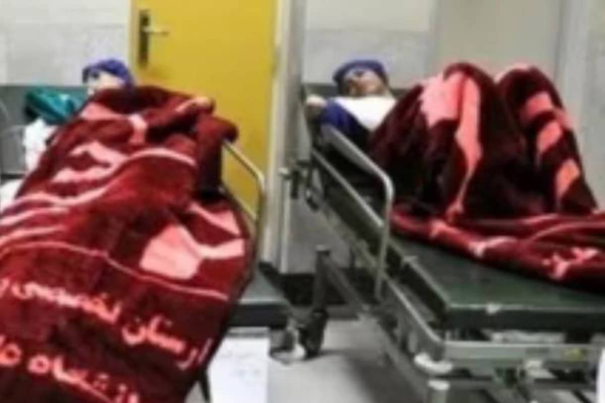 Centinaia di bambine avvelenate in Iran per chiudere le scuole femminili