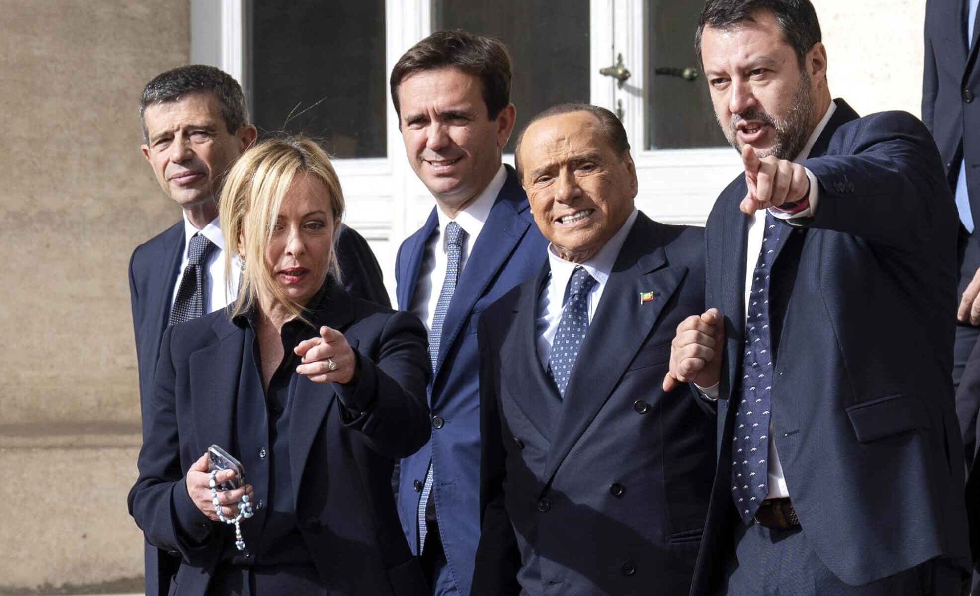 Sondaggi elettorali: Meloni saldamente in testa, Forza Italia regge per la ripartenza del dopo-Berlusconi