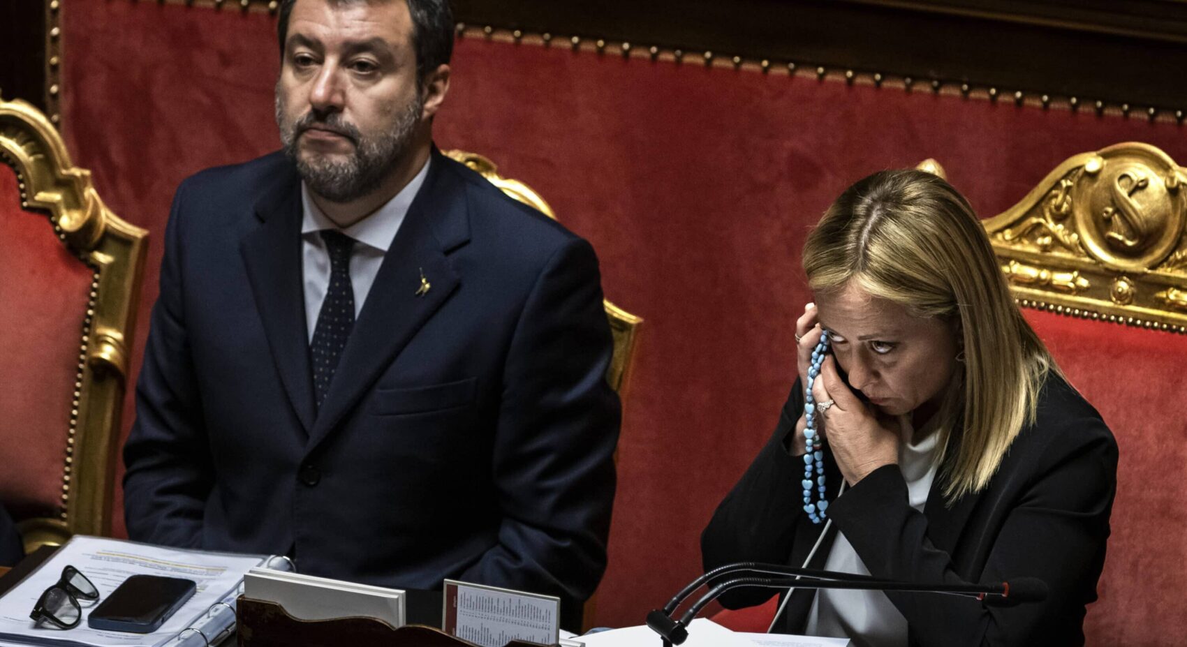 Il governo ora litiga anche sul Ponte sullo Stretto: Salvini promette, Fratelli d’Italia lo smentisce