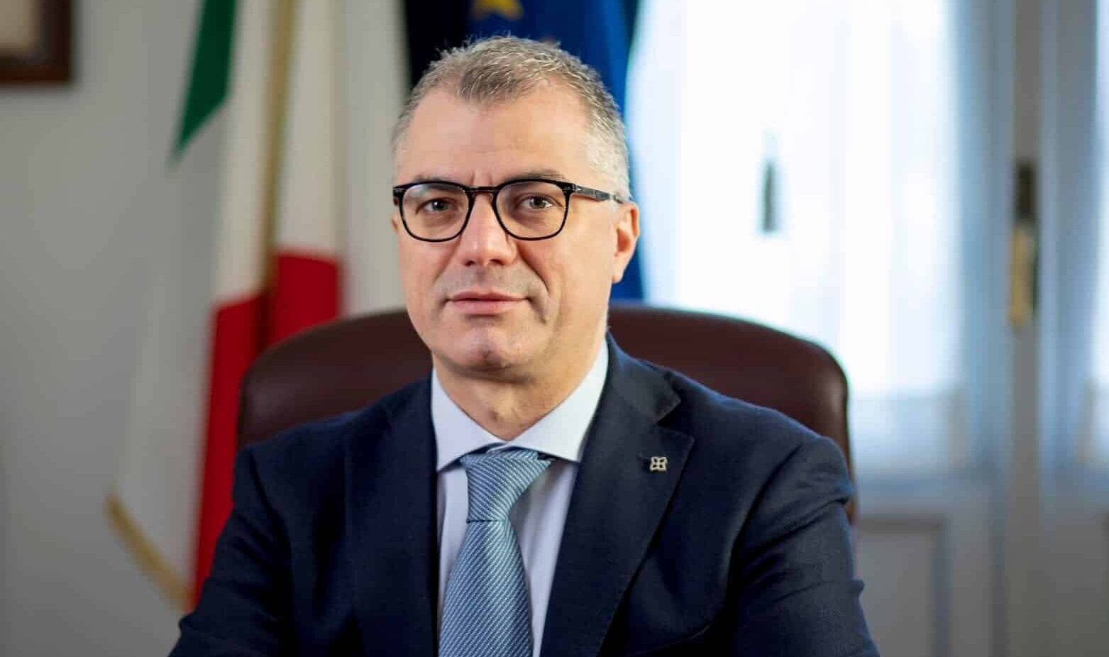 Scerra: “Meloni ci ha isolato in Europa. Paghiamo l’asse con Orbán”