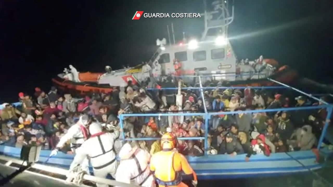 I migranti usati come una bomba. L’ultima balla delle destre