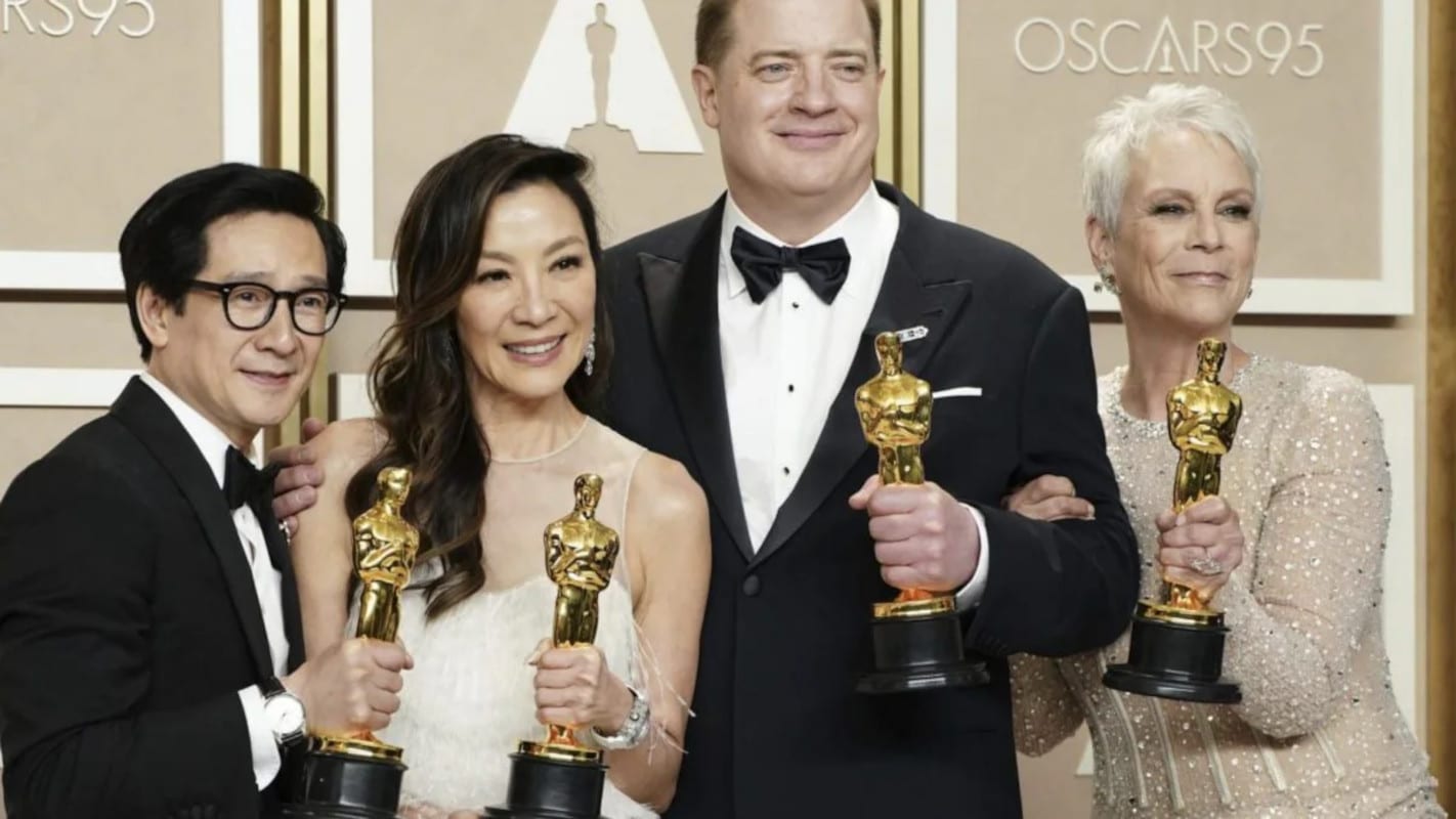 Oscar 2023, tutti i premi vinti da film e attori canditati agli Academy Awards: trionfa Everything Everywhere All at Once