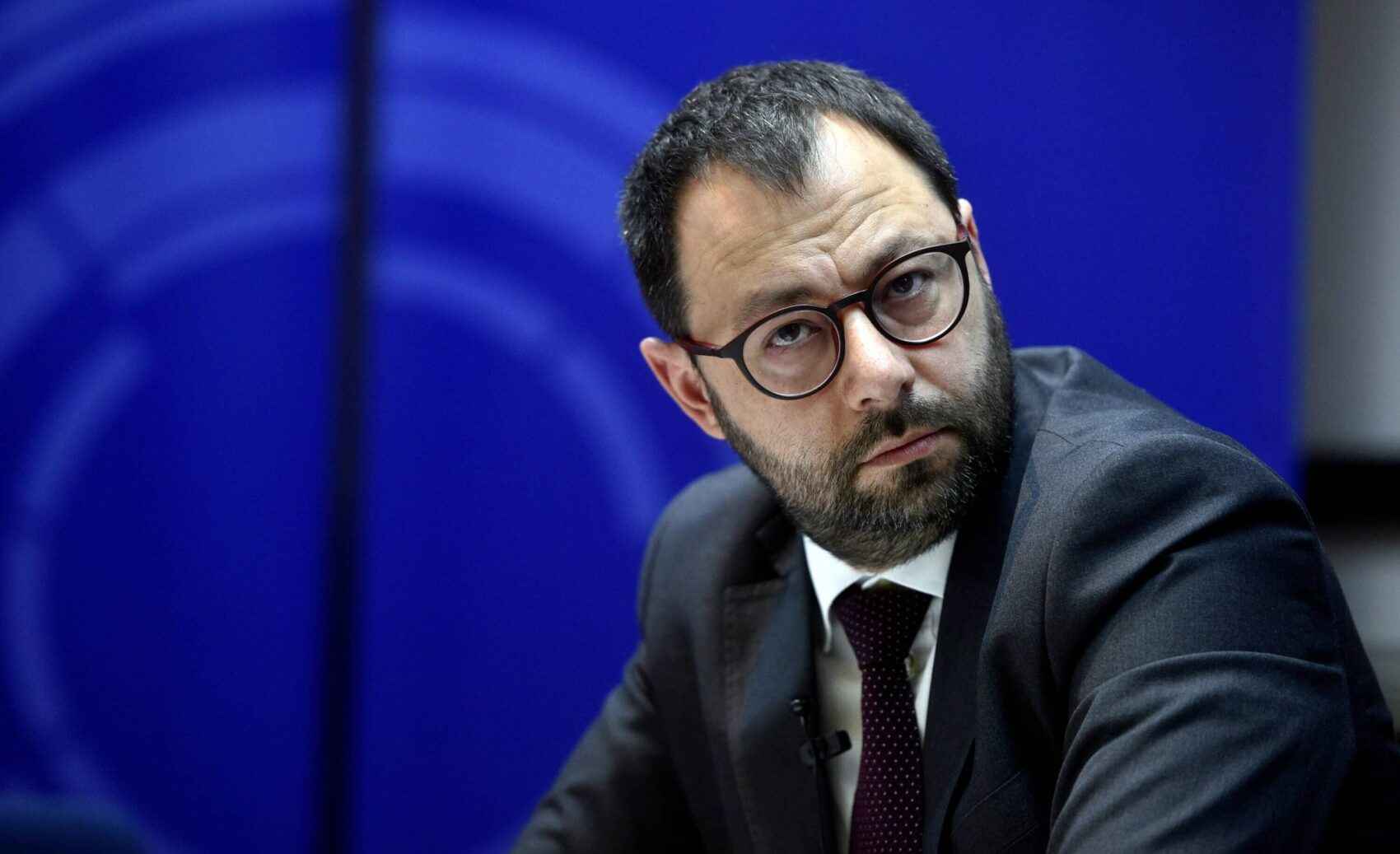 Il Governo approva il Def, ma è una botta di austerità in piena regola. Patuanelli: “Ritardi, approssimazione, assenza di investimenti e una crescita asfittica”