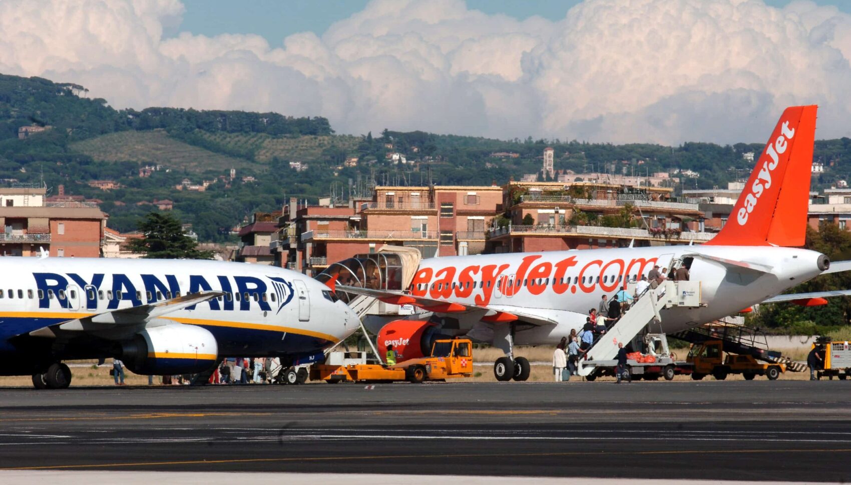 Rivolta contro lo scalo di Ciampino. Il Tar blocca tutti i voli notturni