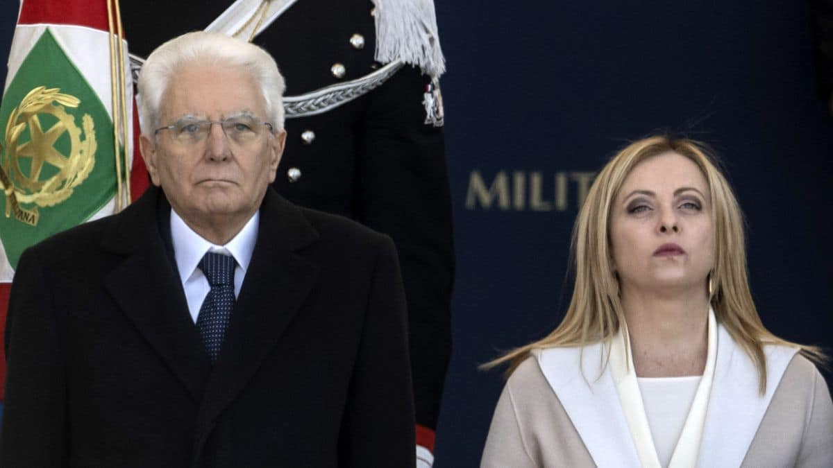 Festa della Liberazione, Mattarella a Cuneo per celebrare il 25 aprile cita Calamandrei. La comunità ebraica e Giuseppe Conte contro la lettera della Meloni