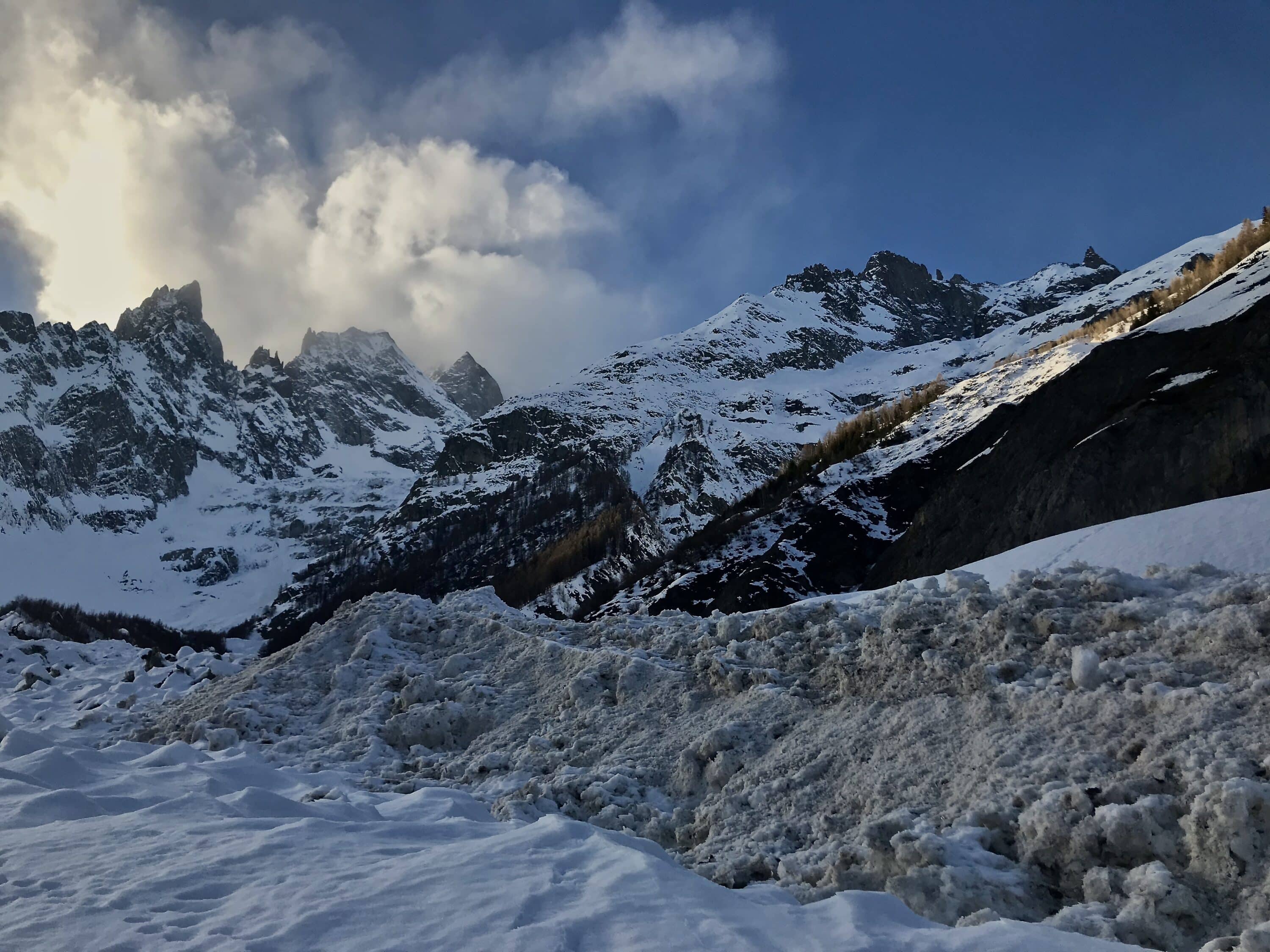 Valanghe tra Alto Adige e Valle d’Aosta, almeno quattro morti e un ferito grave