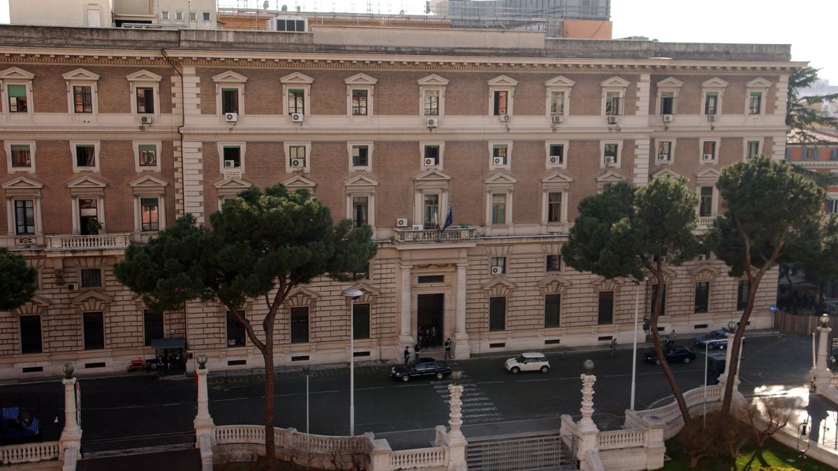 Attacco hacker contro il Viminale: fuori uso il sito della Carta d’identità elettronica ma arriva la smentita del ministero