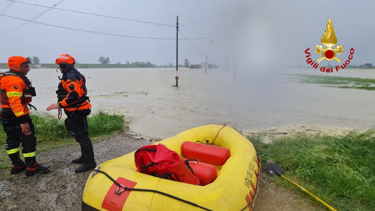 Emilia Romagna, l’allerta meteo continua con temporali e fiumi in piena: Musumeci visita le zone più colpite