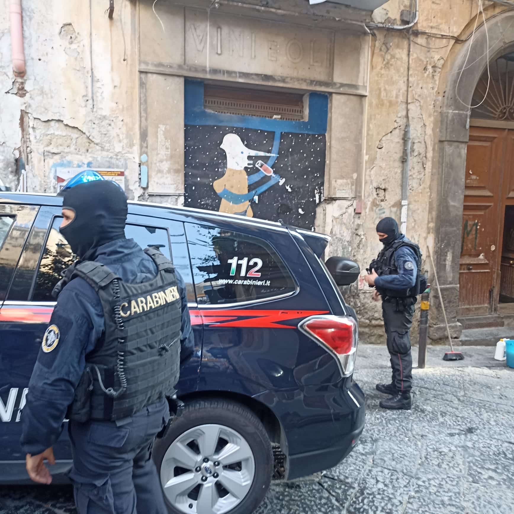 Clan camorristici e business degli stupefacenti. Trentuno misure cautelari nel napoletano Clan camorristici e business degli stupefacenti. Trentuno misure cautelari nel napoletano