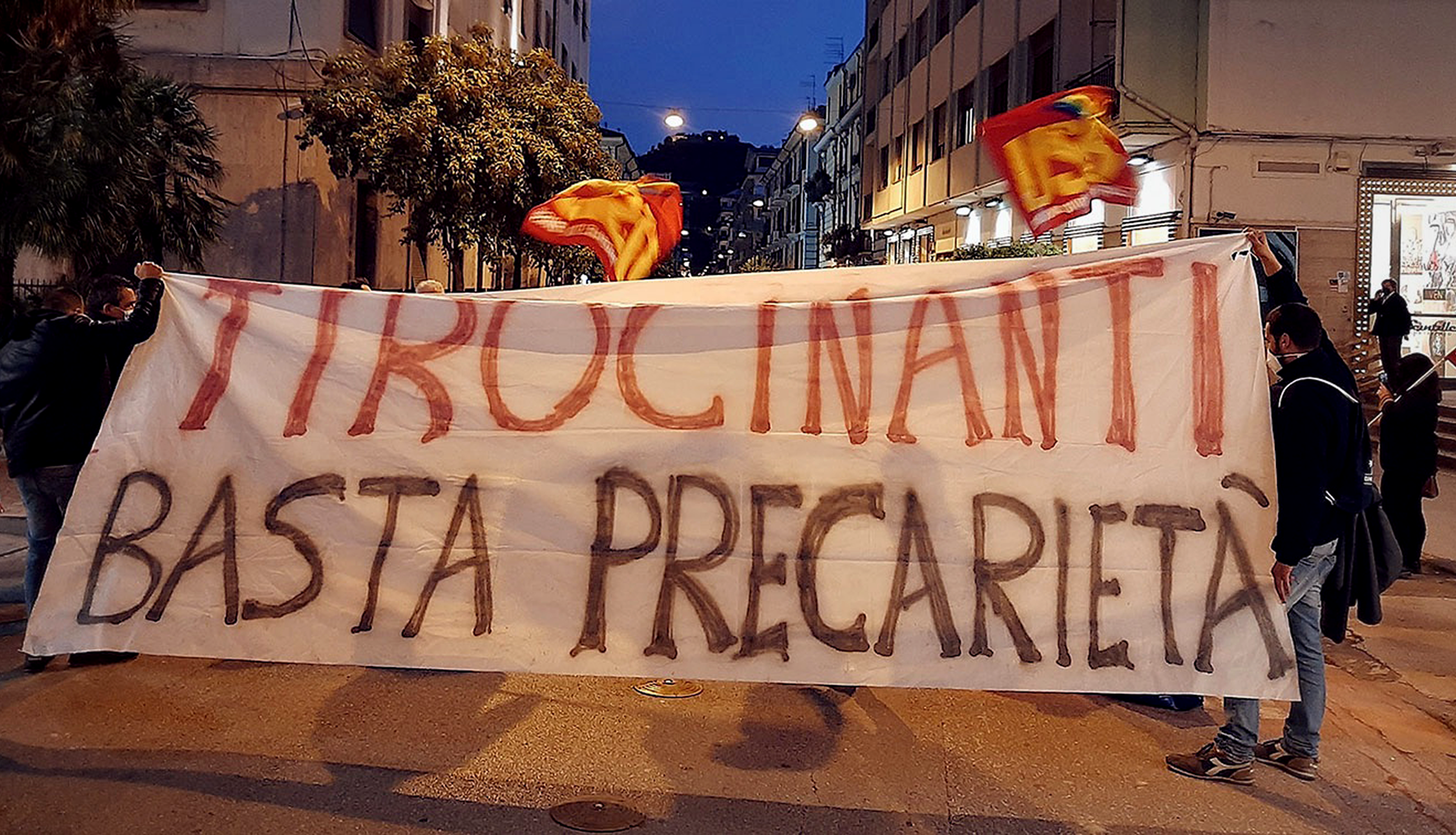 Boom di tirocini in Lombardia. Dilaga lo sfruttamento del lavoro