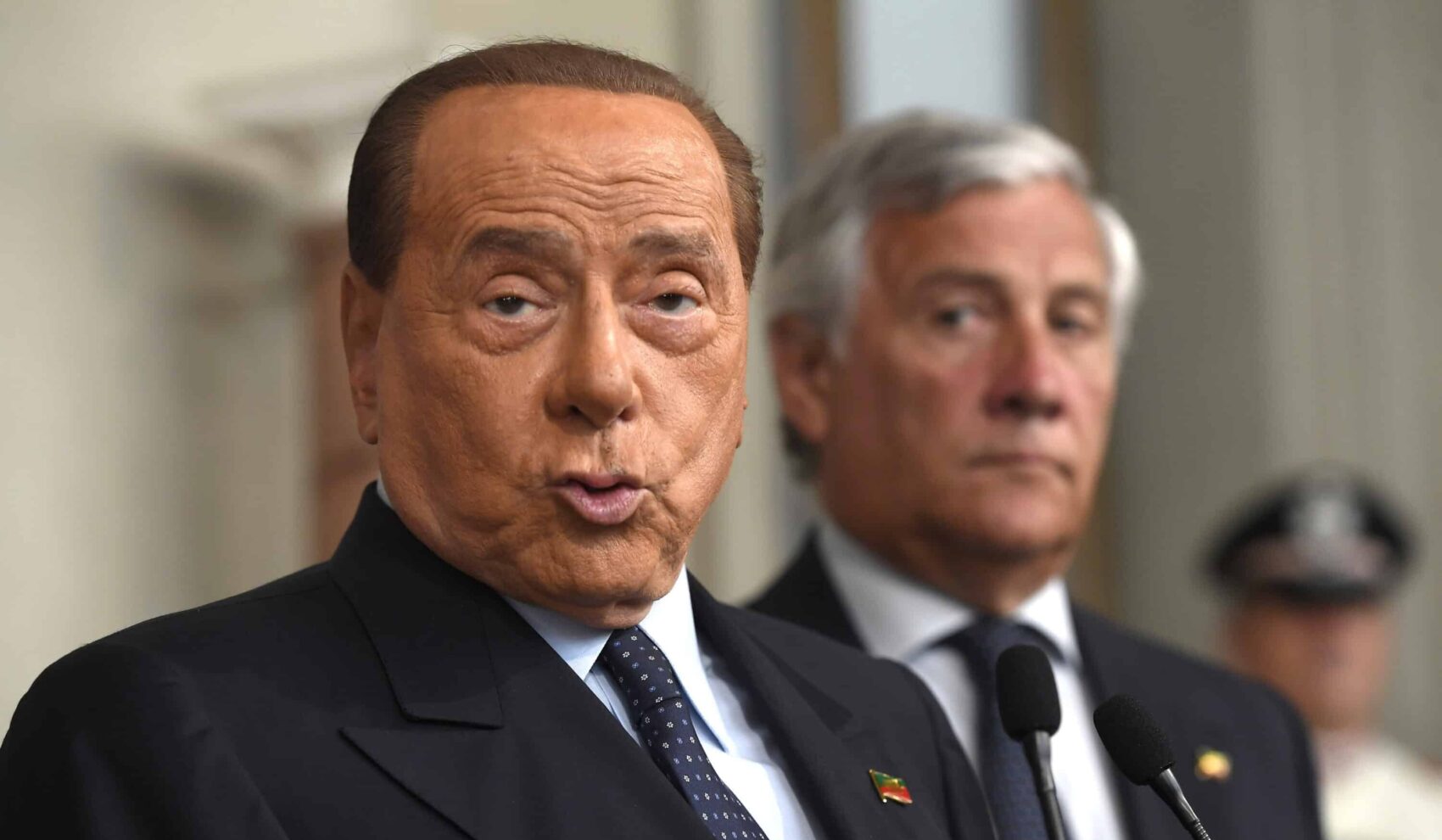 Forza Italia spaccata in tre. Con Silvio è morto pure il berlusconismo