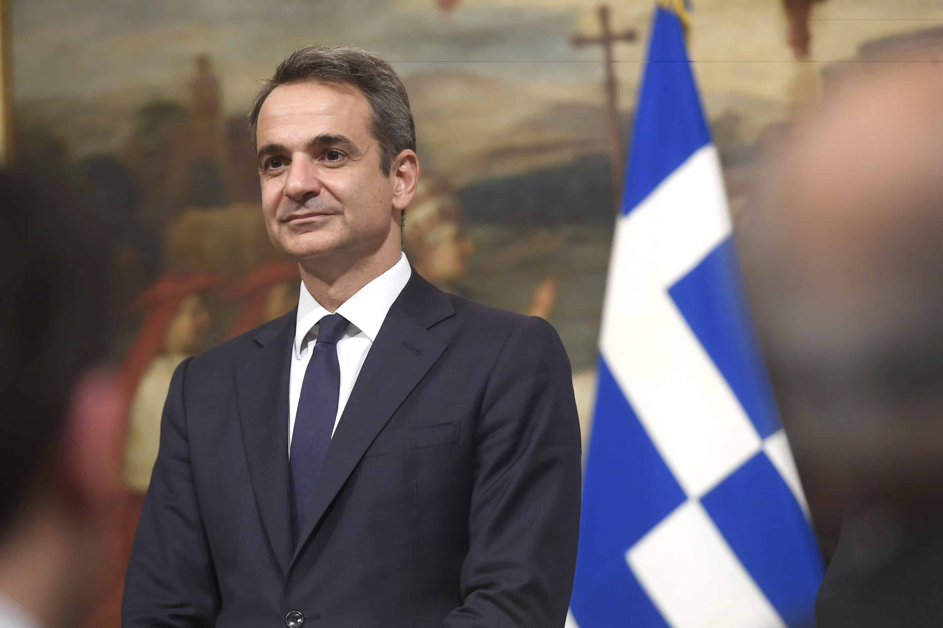 Grecia, confermato premier Mitsotakis: in Italia il governo sale sul carro del vincitore, ma si scorda della strage dei migranti