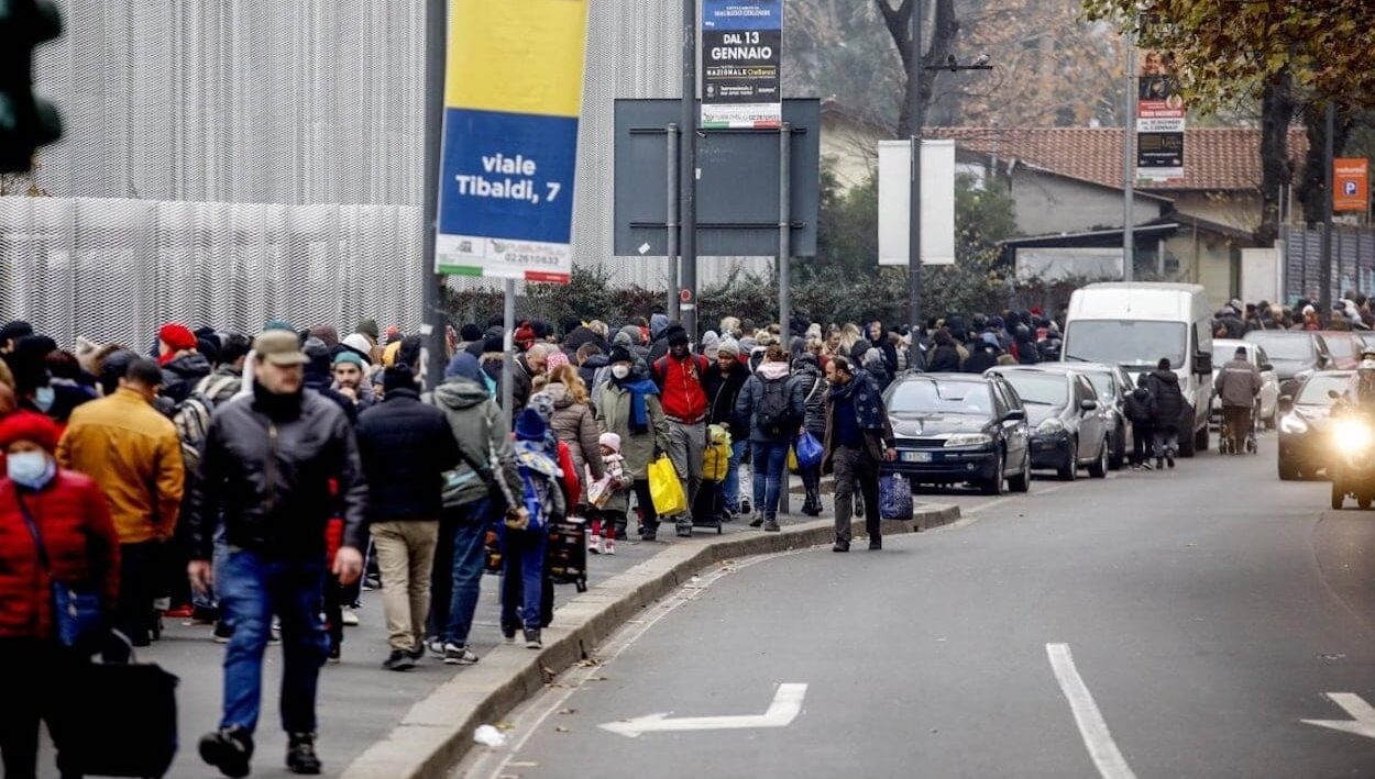 Crescono gli indigenti in Lombardia. Anche tra chi ha un lavoro ce l’ha