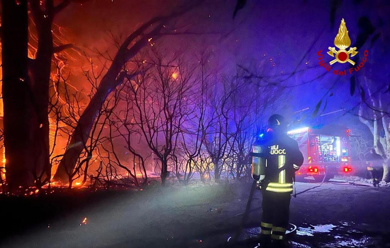 Sicilia in fiamme, roghi da Palermo a Messina, da Trapani a Catania