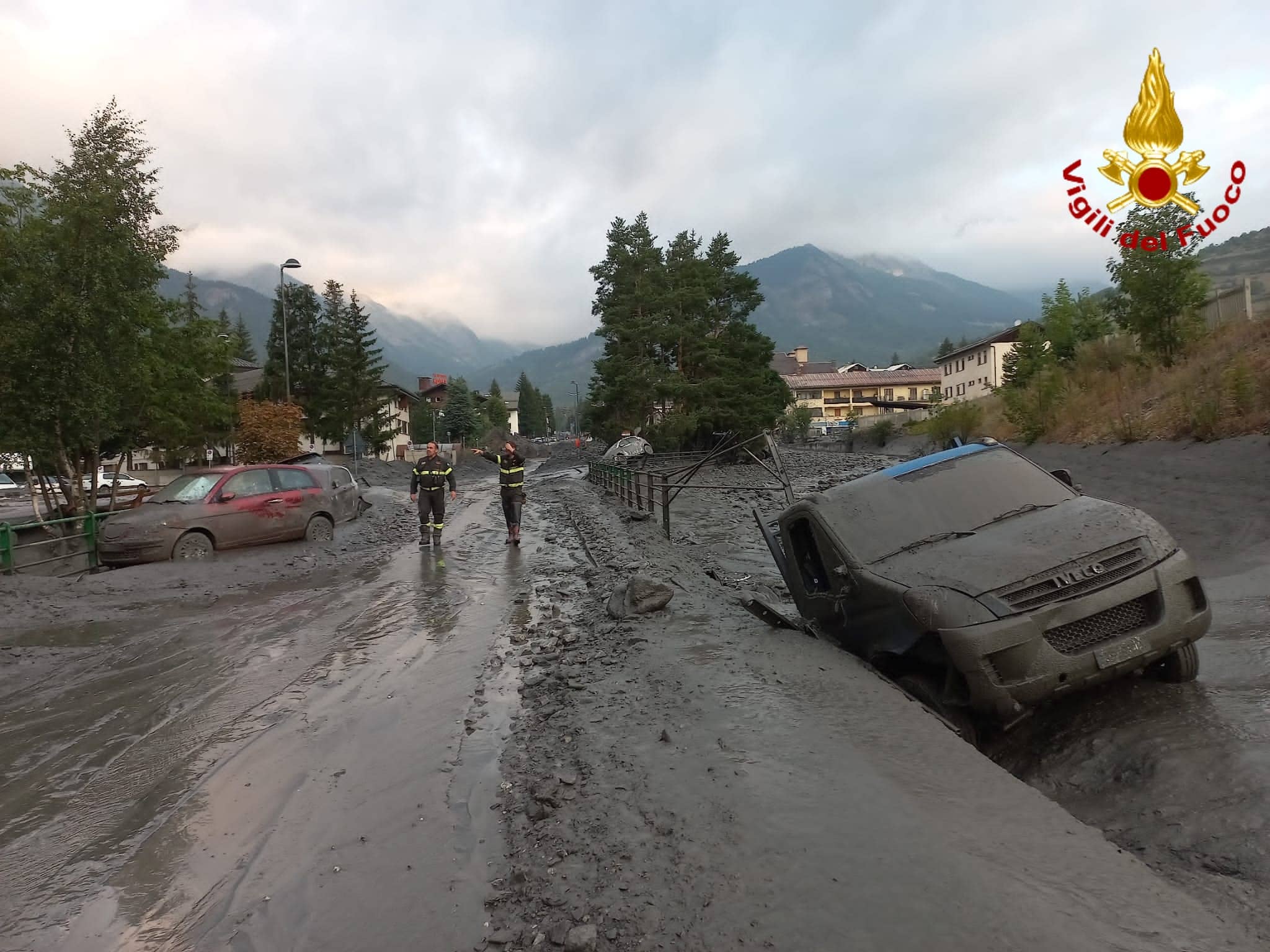 Esonda un torrente a Bardonecchia: il paese travolto dal fango