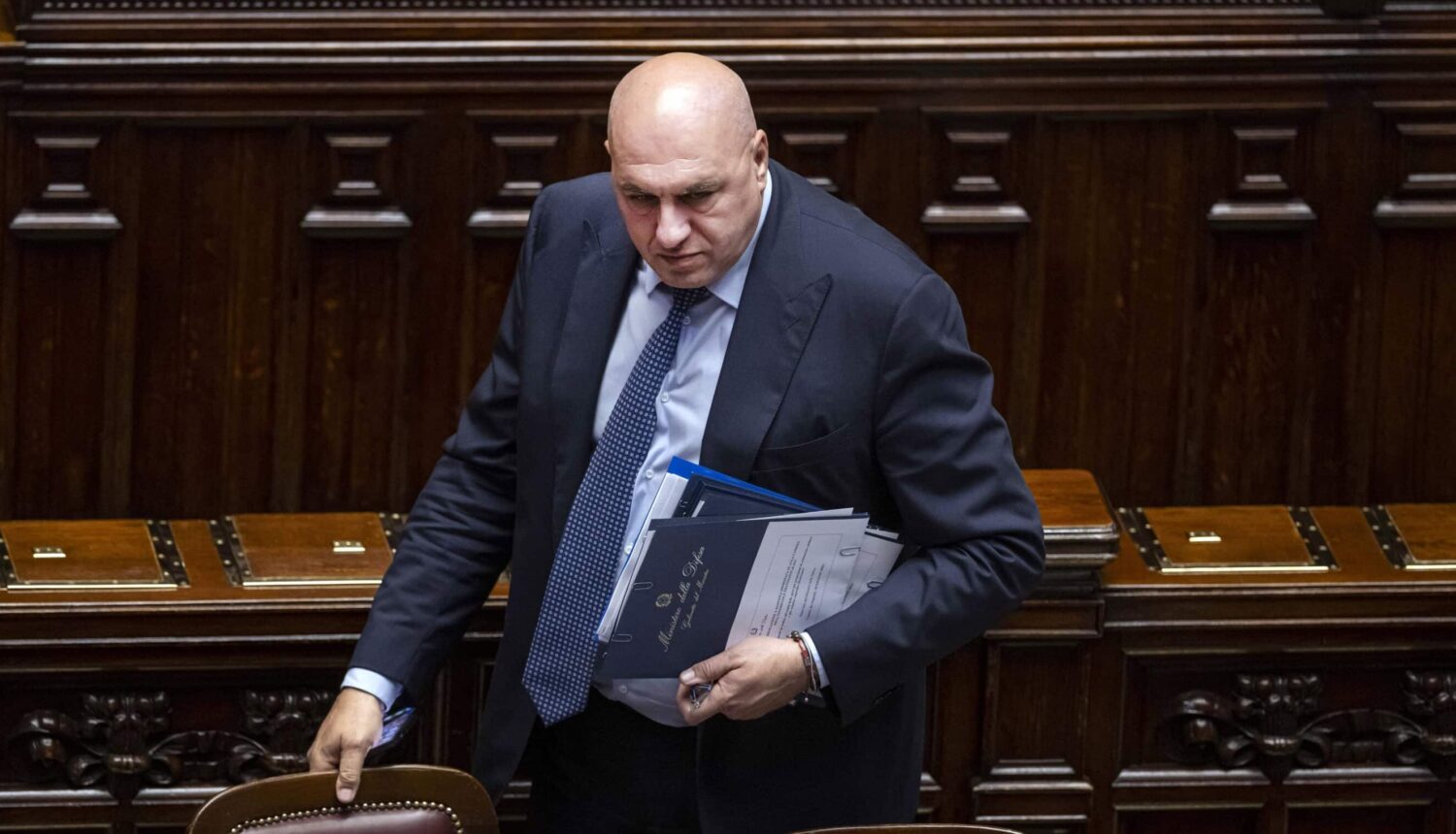 Dossieraggi e ricatti, indagato un ufficiale della Finanza in servizio alla Direzione nazionale antimafia