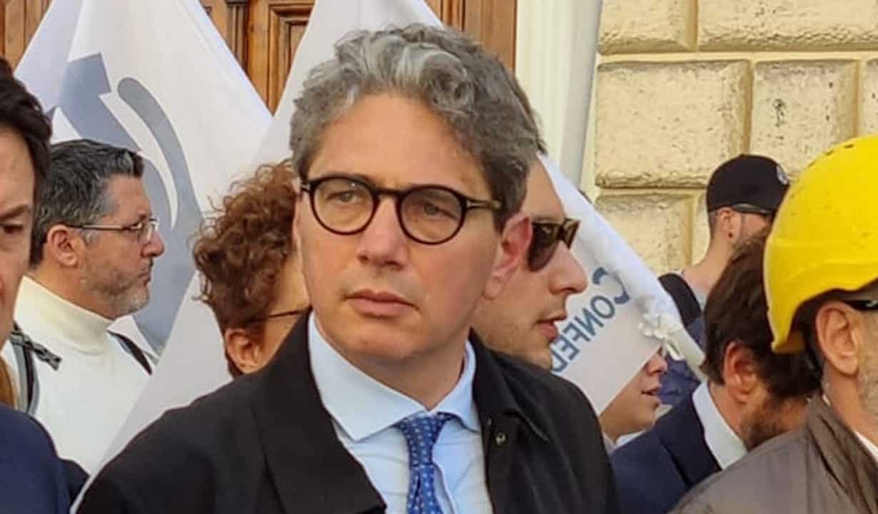 Santillo: “La destra sta buttando il Pnrr. Così ci condanna alla decrescita”