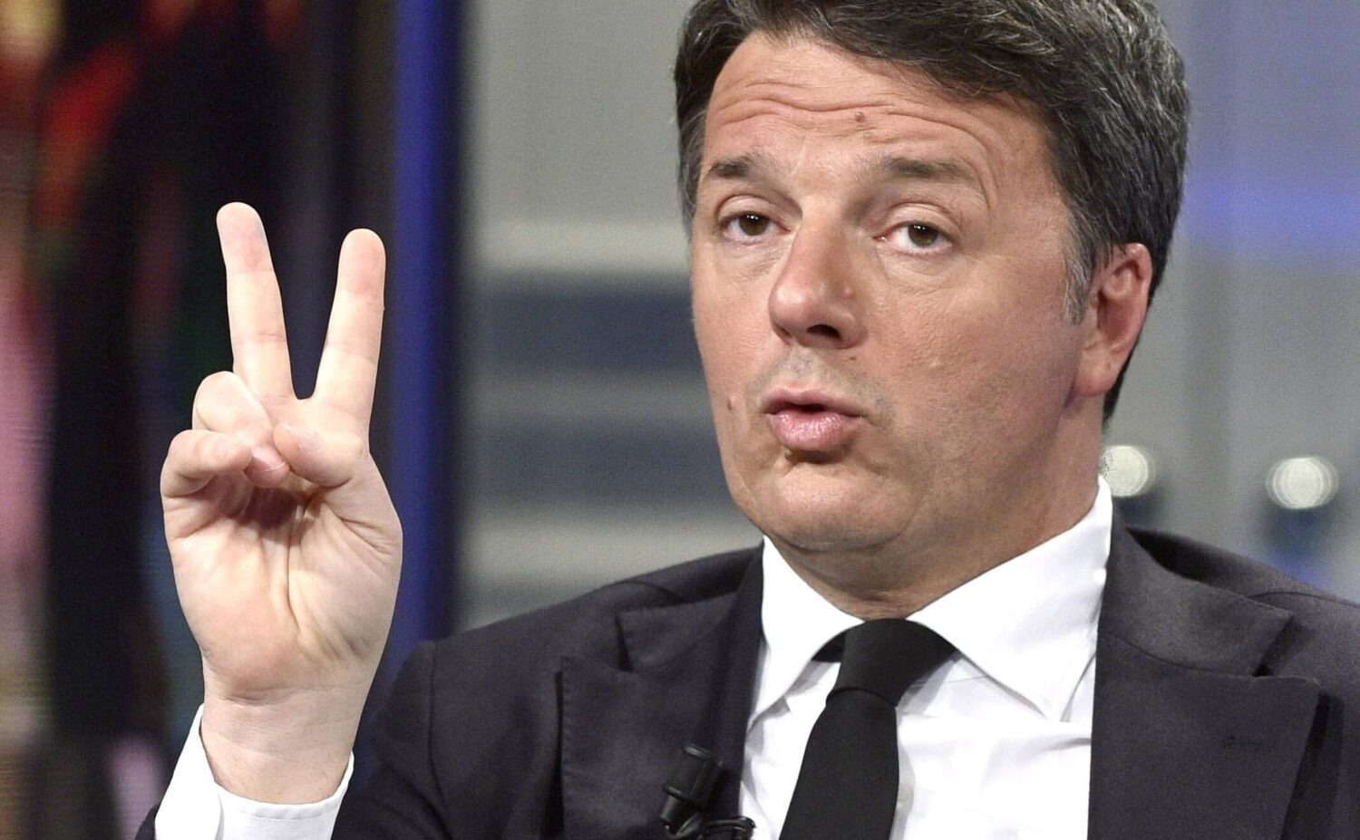 Porte girevoli à gogo. Ormai è Forza Italia Viva