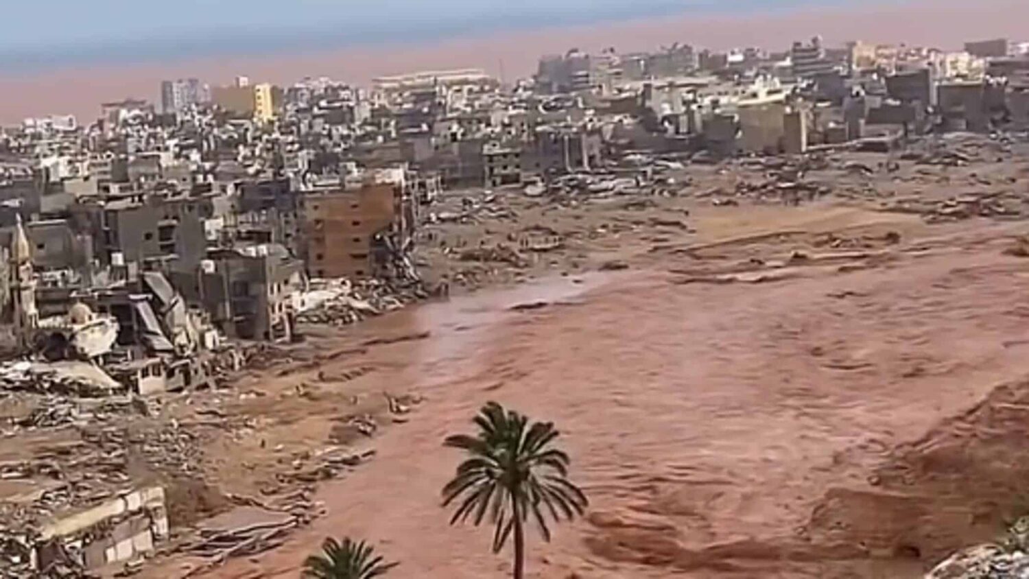 Inondazioni in Libia, i dispersi sono almeno 10mila