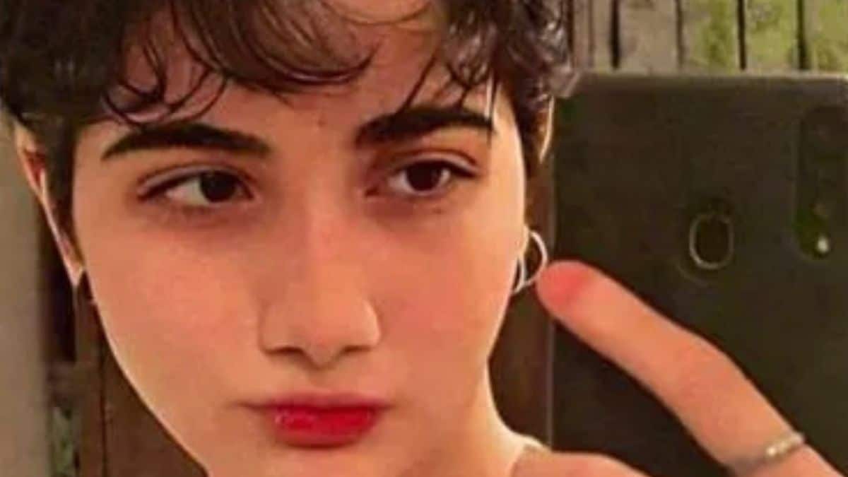 Armita, chi è e come sta la ragazza iraniana colpita per non aver indossato il velo