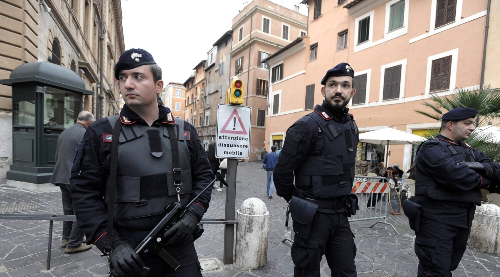 Sparatoria a Cernusco sul Naviglio, morto il leader degli ultrà nerazzurri Bellocco ritenuto il rampollo dell’omonima famiglia ndranghetista