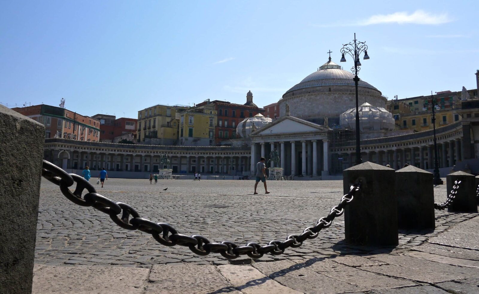 A Napoli 10mila sfratti esecutivi. Ed esplode la bolla del turismo