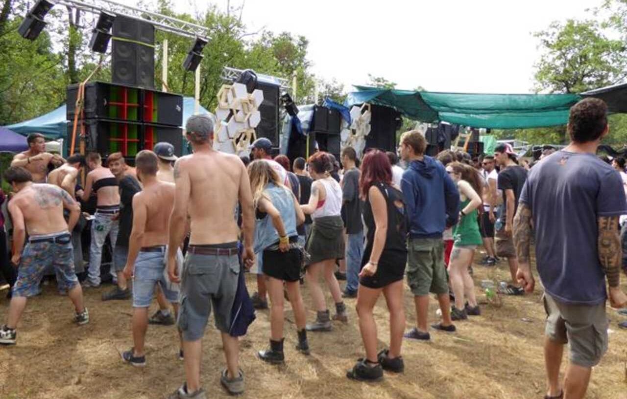 Altro che rave party azzerati. A destra mentono sapendo di mentire