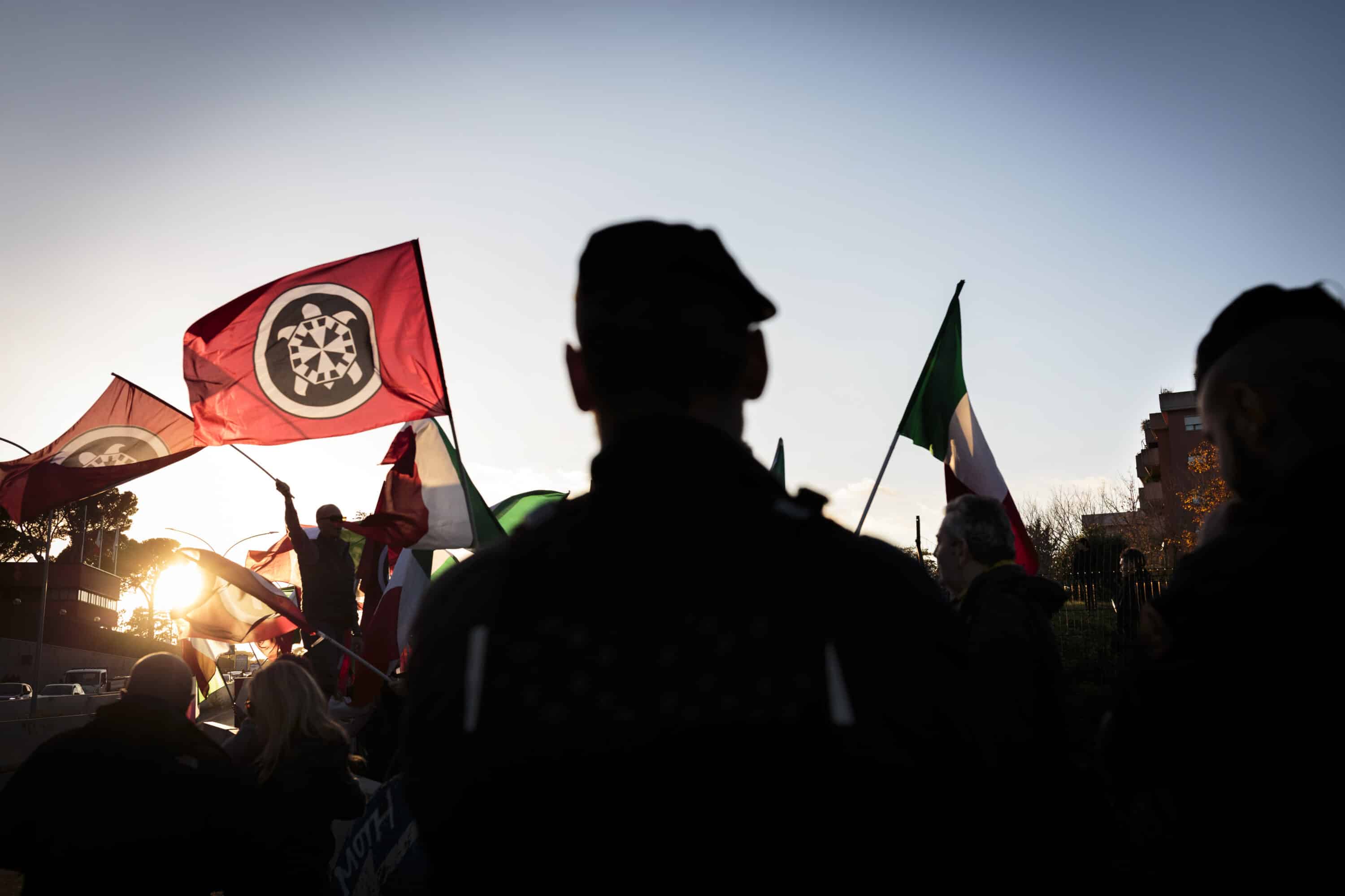 Grecia, arrestati 21 esponenti di estrema destra italiani: sono militanti di CasaPound