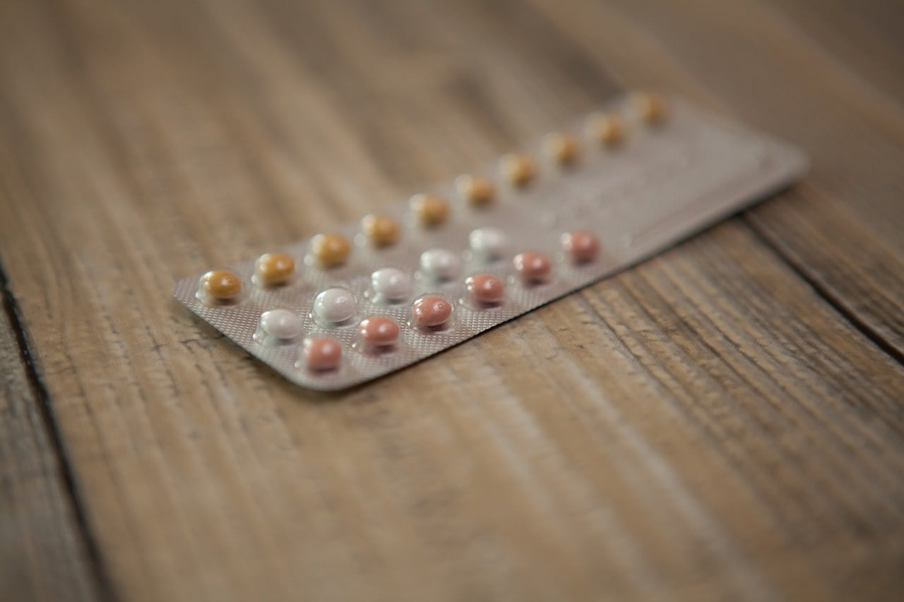 Arriva la stretta sulla pillola anticoncezionale: sarà gratuita solo fino a 26 anni