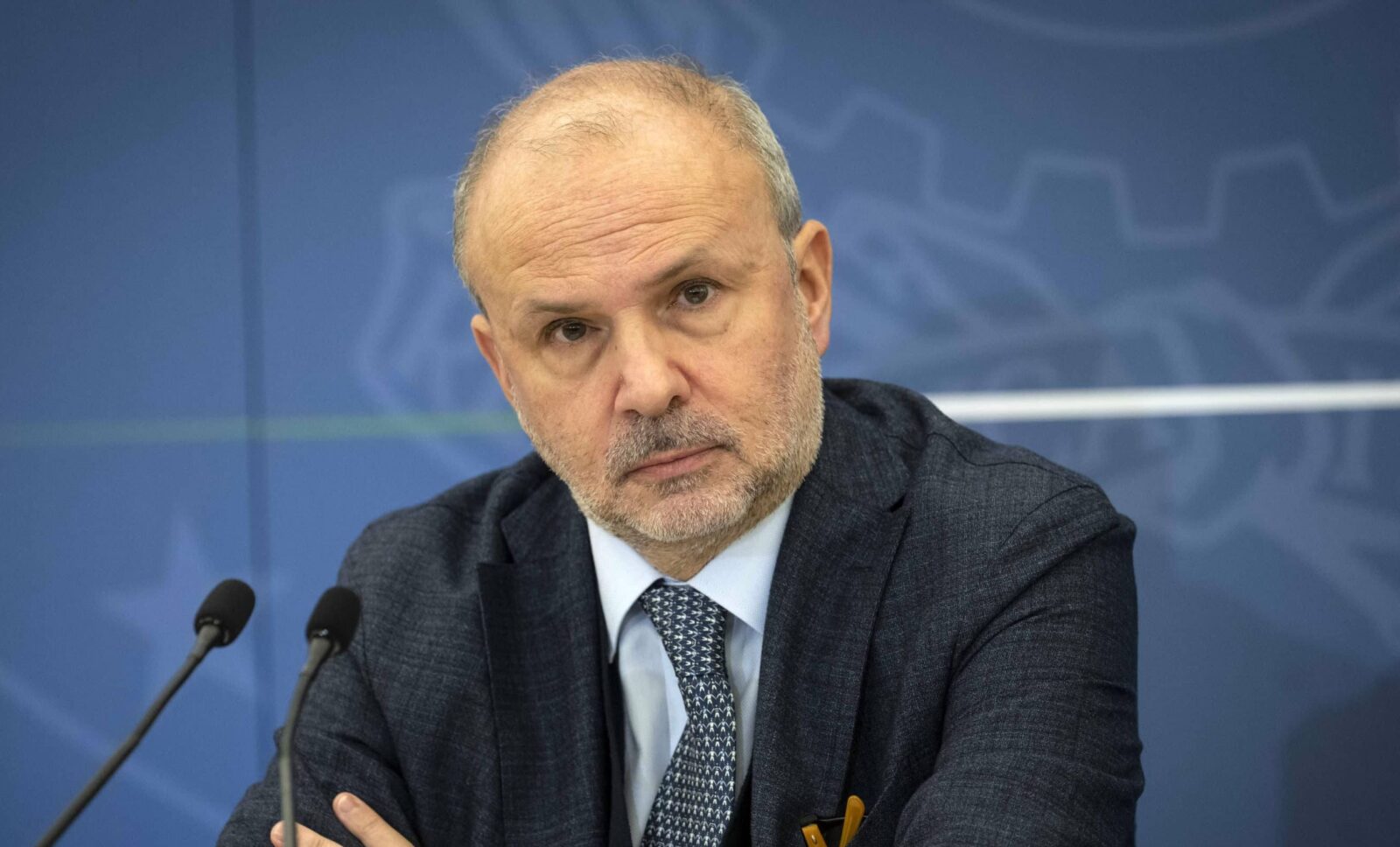 Il Governo si è accorto che è tornato il Covid