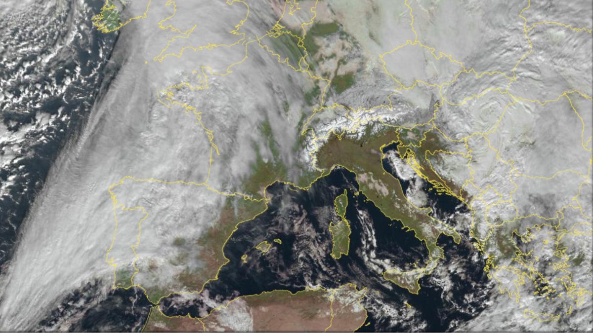 Meteo, prossimi giorni piogge e freddo: a Natale grande sorpresa