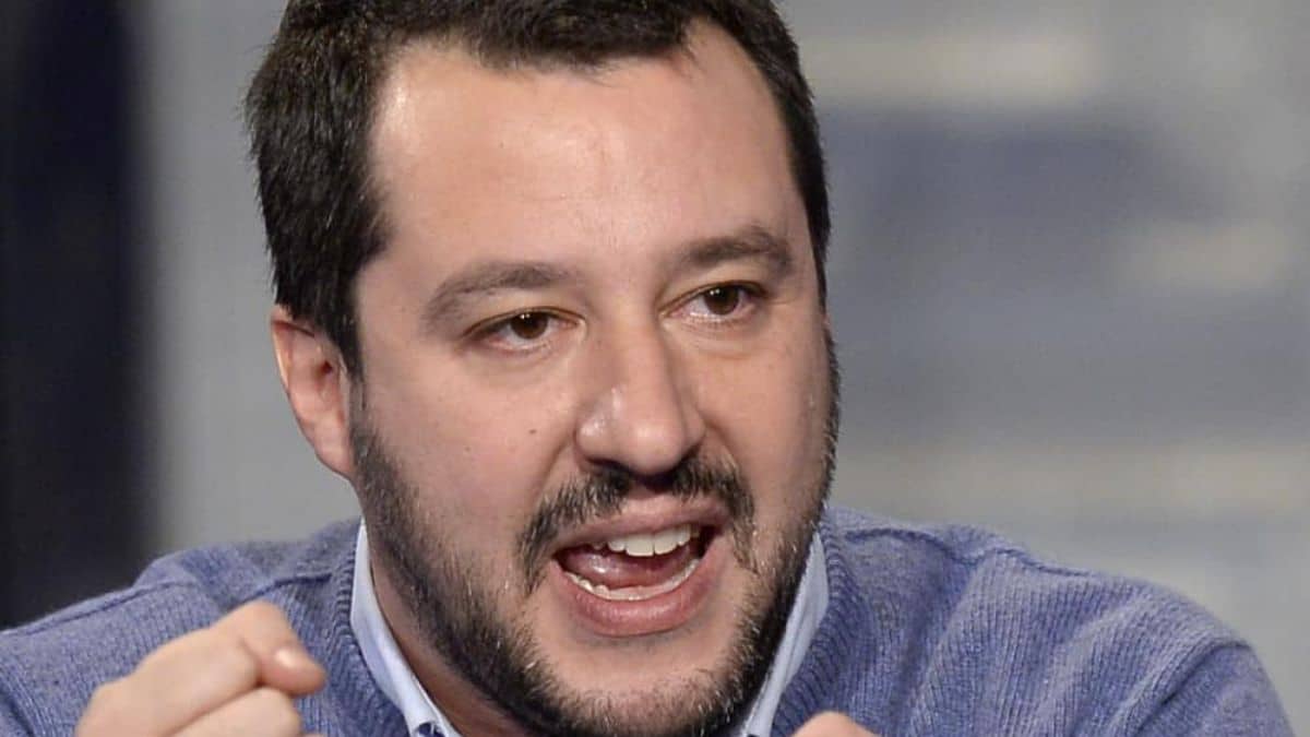 Salvini sul Codice della strada fa nuove promesse: “Siamo in fase di approvazione. Più controlli e sanzioni”