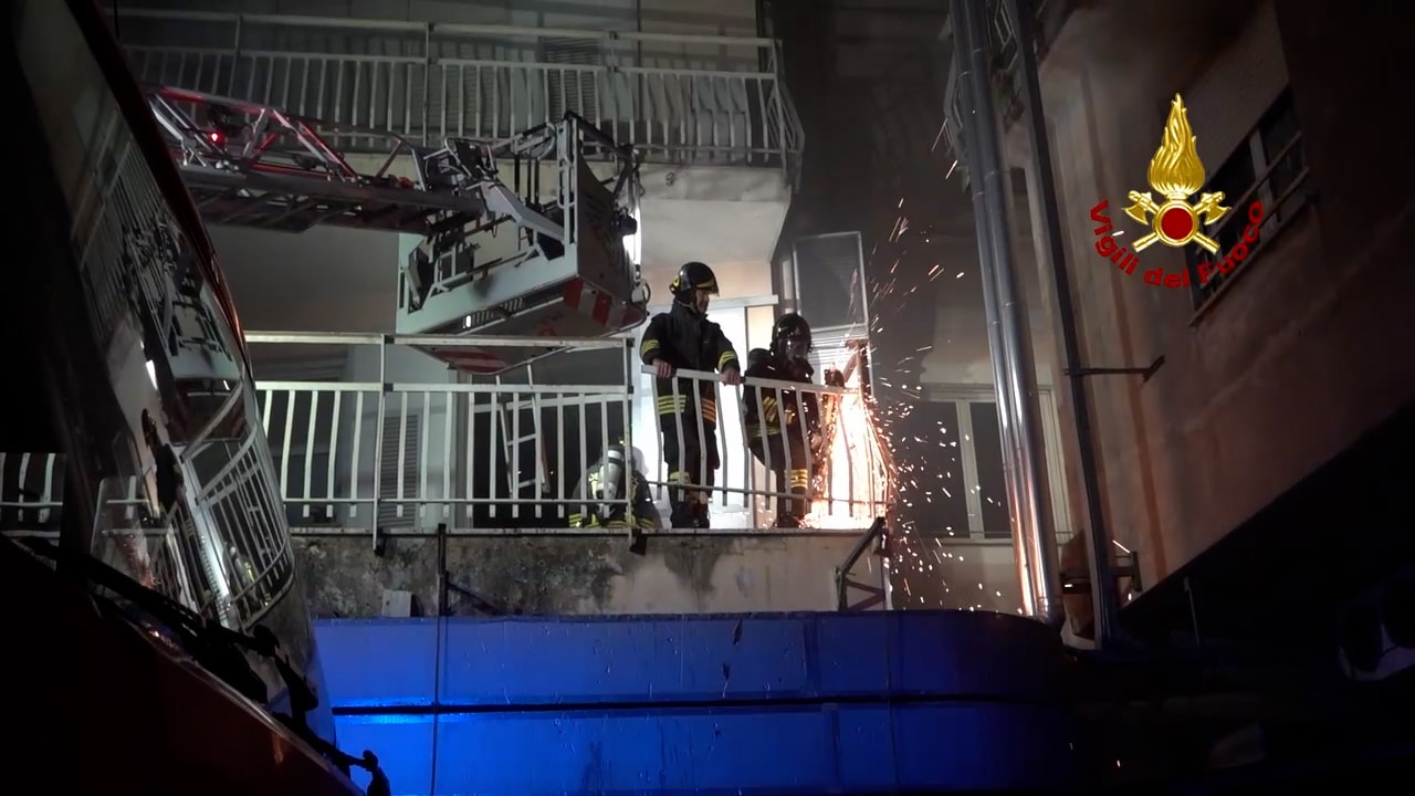 Incendio all’ospedale di Tivoli. Tre morti e duecento pazienti evacuati