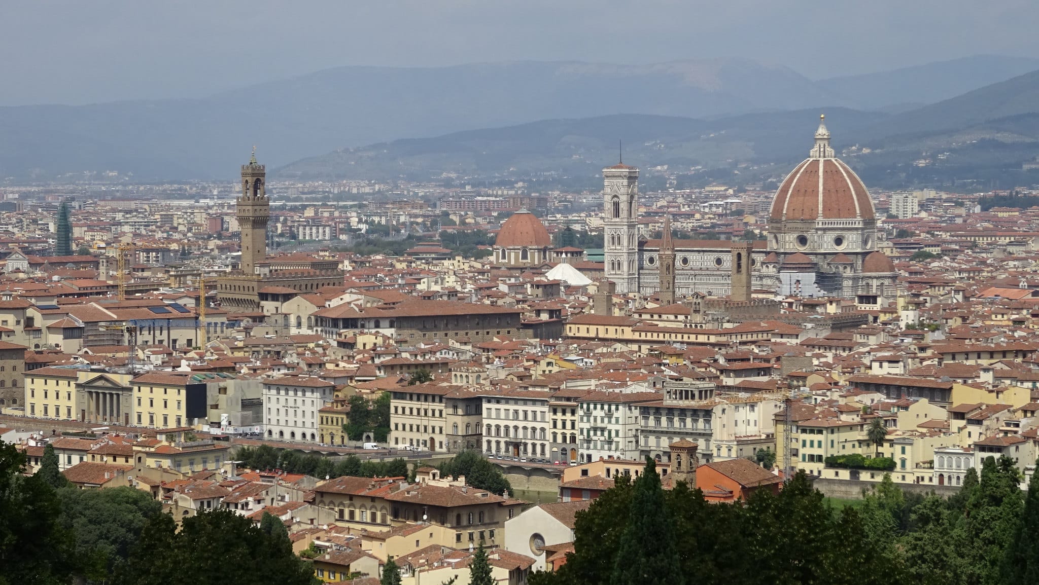 Firenze sfida Airbnb. Niente Imu per chi affitta case a lungo termine