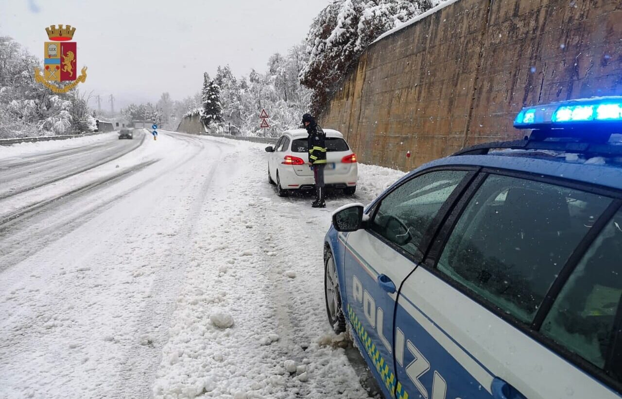 Allerta maltempo, in arrivo temporali e neve a quote collinari